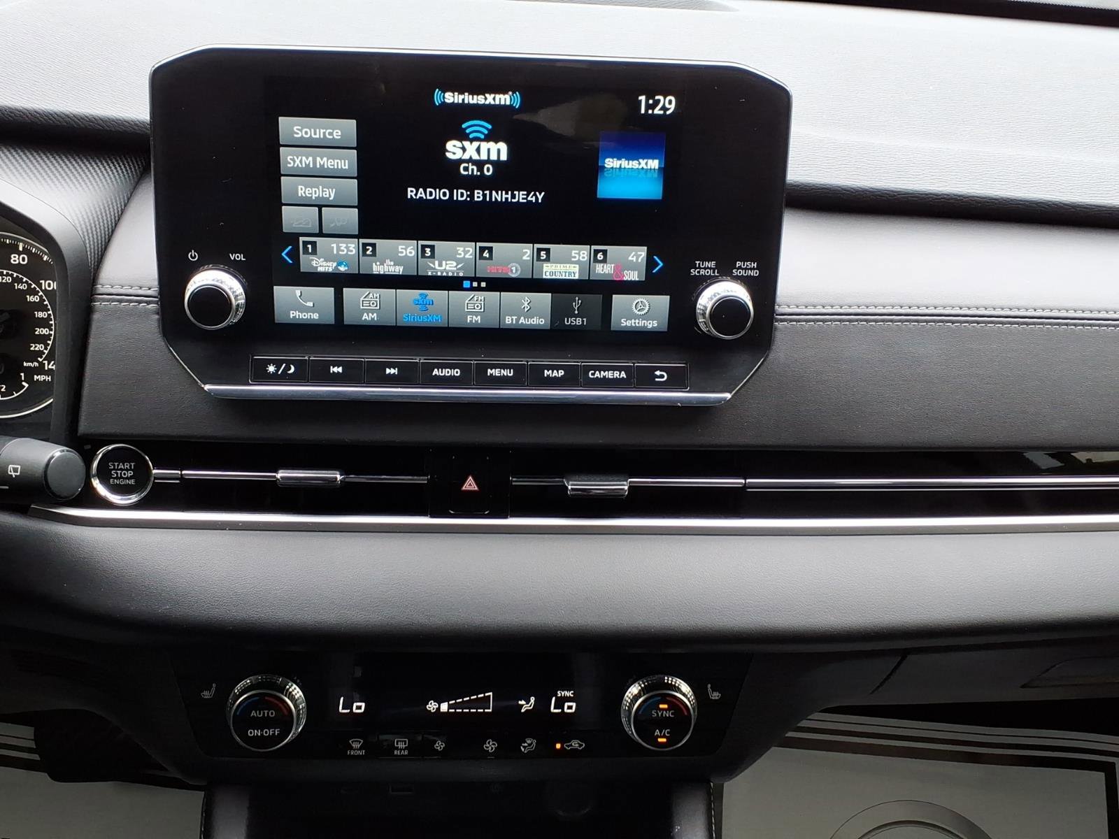 Used 2024 Mitsubishi Outlander SE image 21