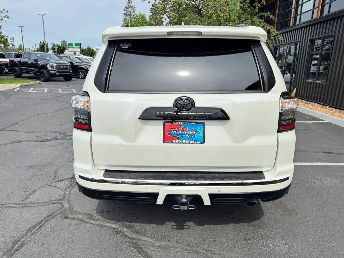 Used 2020 Toyota 4Runner Nightshade AWD/4WD image 4
