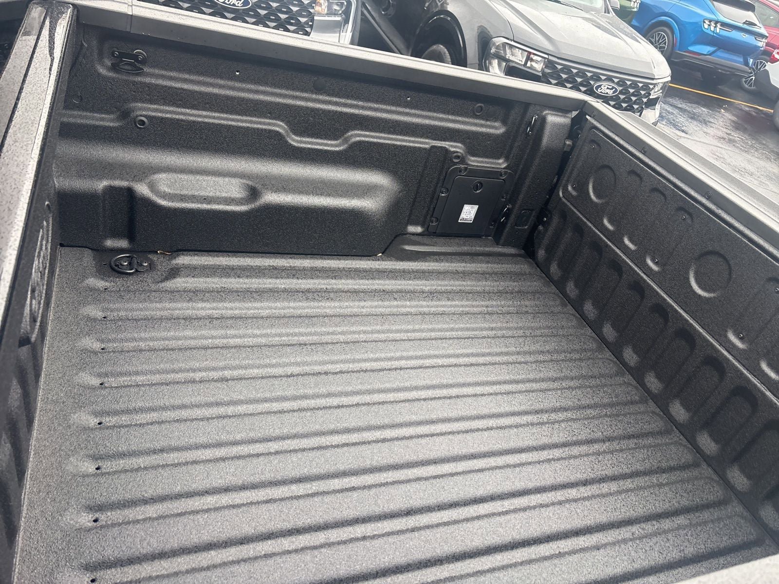 New 2025 Ford Maverick XLT w/ Black Appearance Package image 11