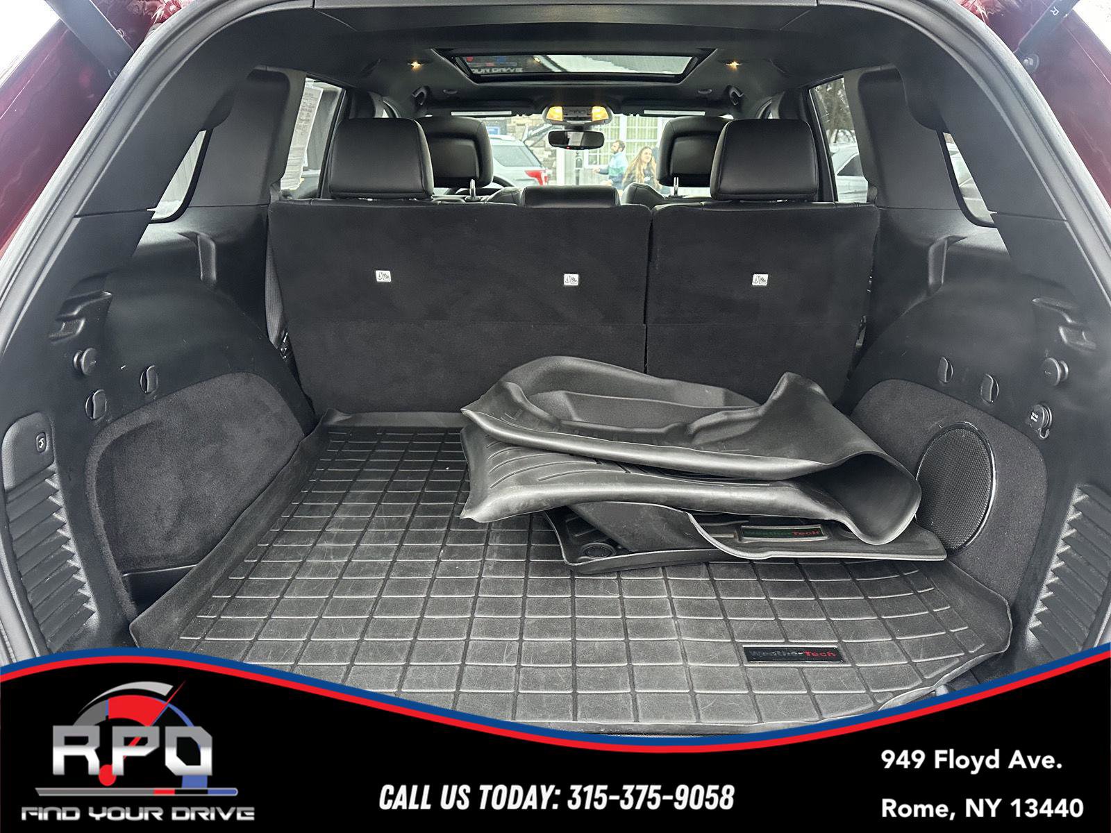 Used 2019 Jeep Grand Cherokee Limited w/ Luxury Group II image 29