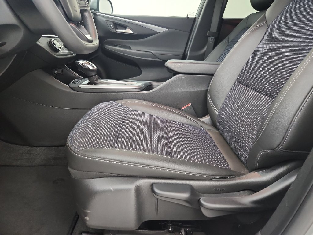Used 2026 Buick Envista Preferred FWD image 21