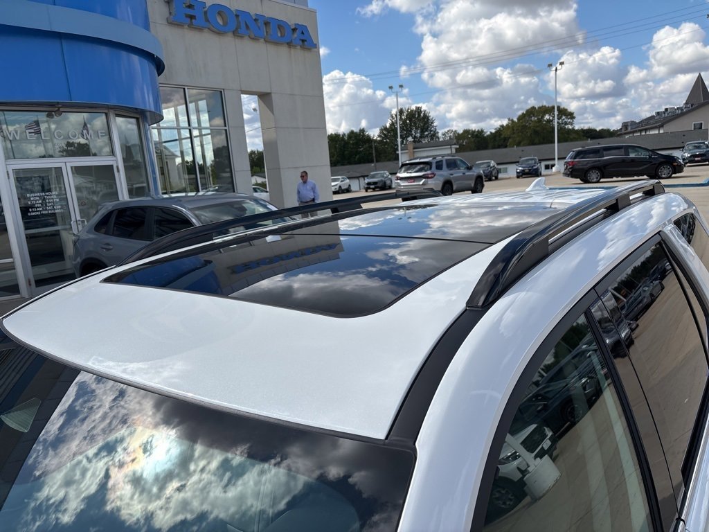 New 2025 Honda Pilot Elite image 11