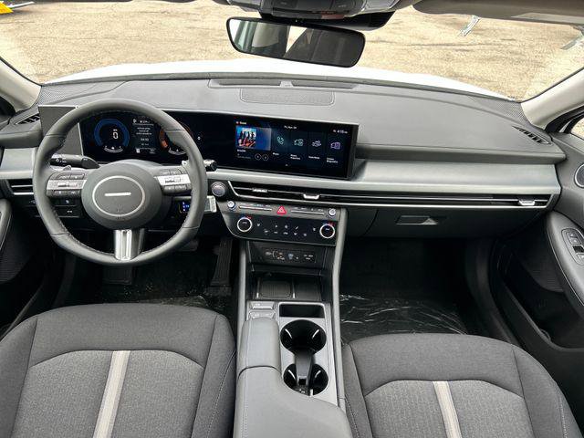 New 2026 Hyundai Sonata SEL AWD/4WD image 16