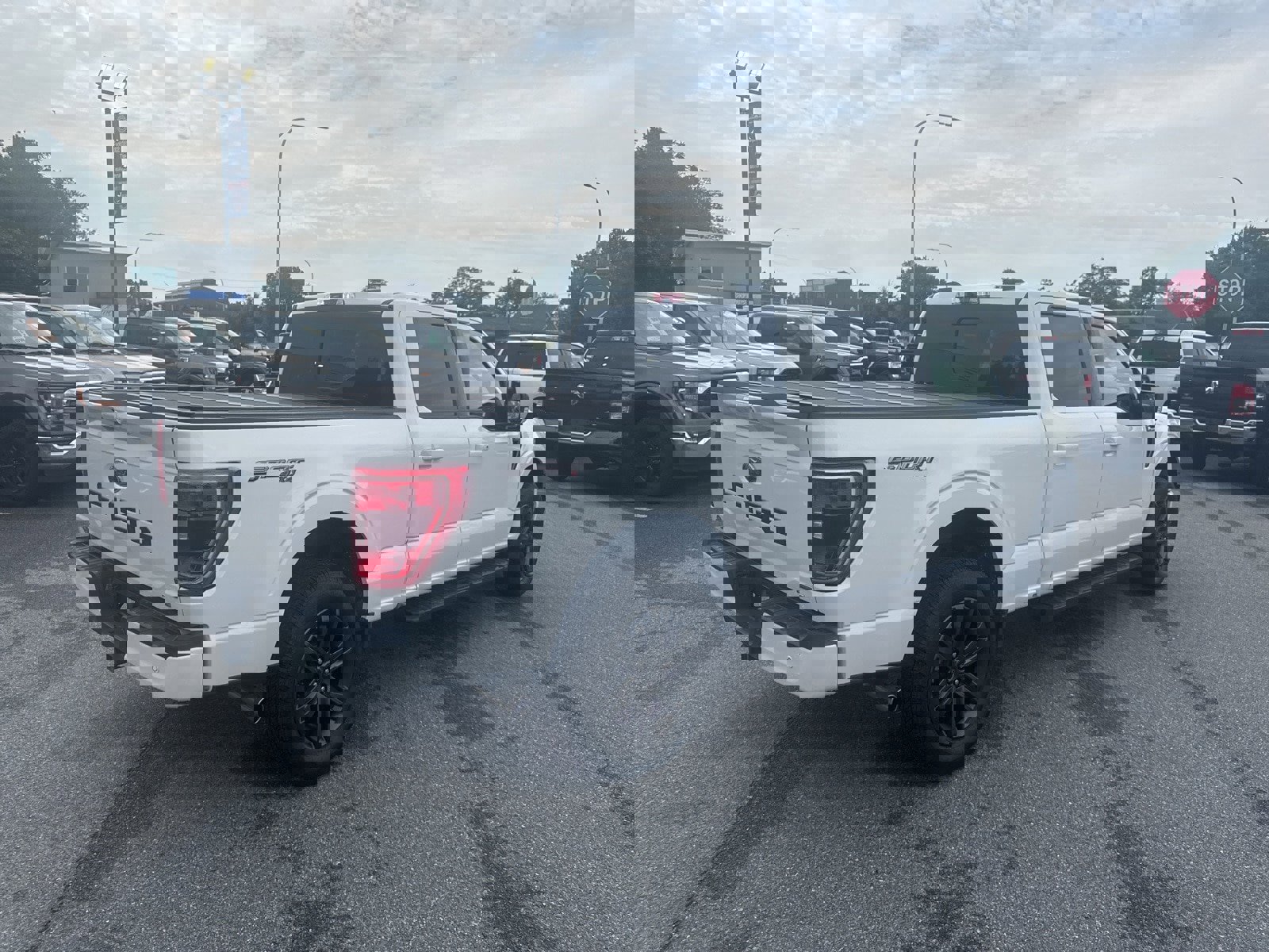 Used 2022 Ford F150 XLT w/ Equipment Group 302A High image 6