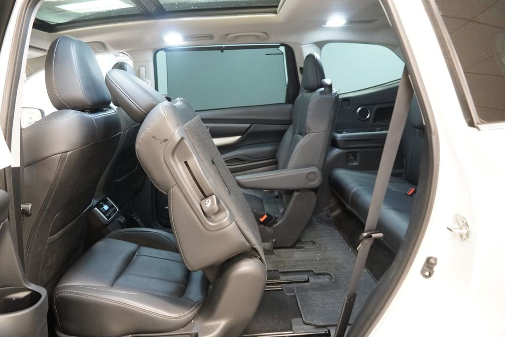 Used 2019 Subaru Ascent Limited image 28