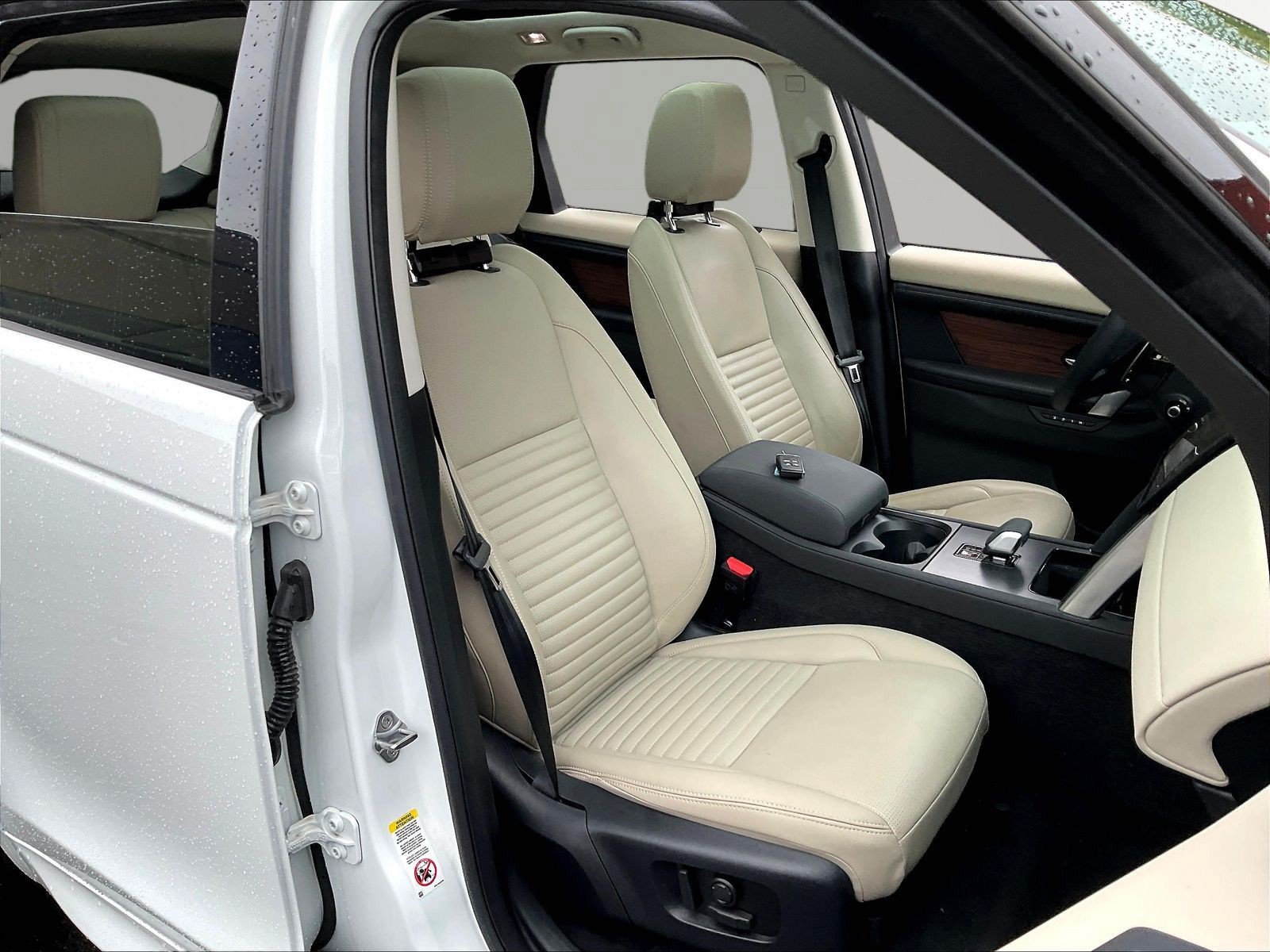 Used 2025 Land Rover Discovery Sport S AWD/4WD image 30