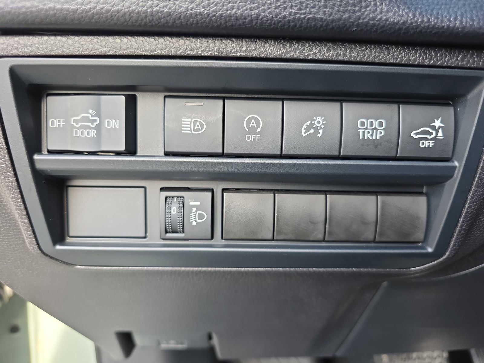 Used 2024 Toyota Tundra SR5 w/ SR5 Convenience Package image 26