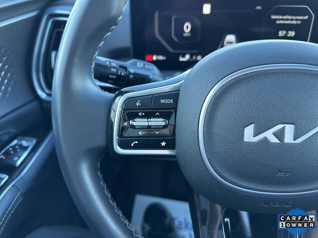 Used 2025 Kia Sorento SX FWD image 66