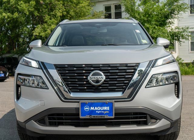 Used 2021 Nissan Rogue SV w/ Premium Package AWD/4WD image 3