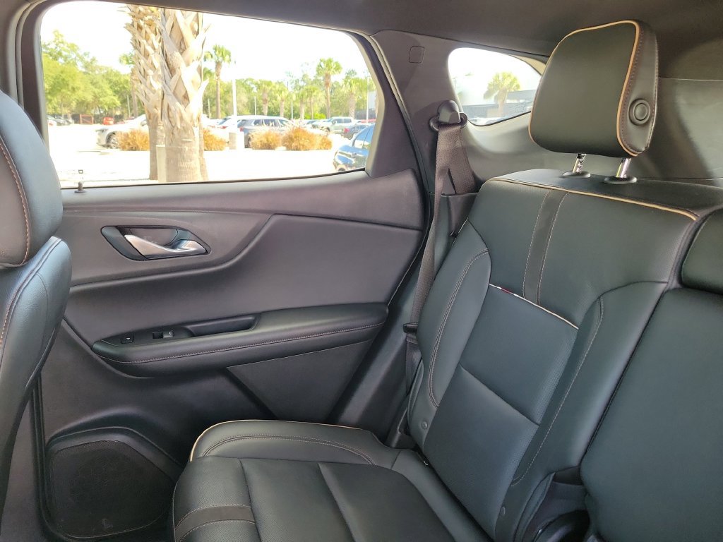 Used 2021 Chevrolet Blazer Premier w/ Driver Confidence II Package FWD image 13