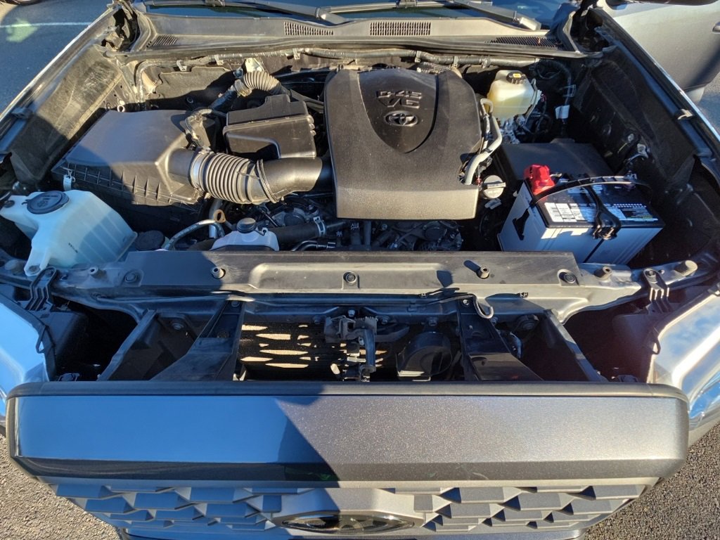 Used 2021 Toyota Tacoma TRD Off-Road image 29