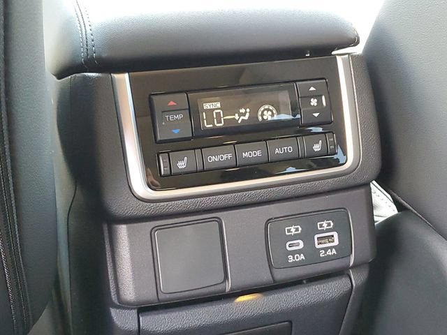 New 2026 Subaru Ascent Limited AWD/4WD image 12