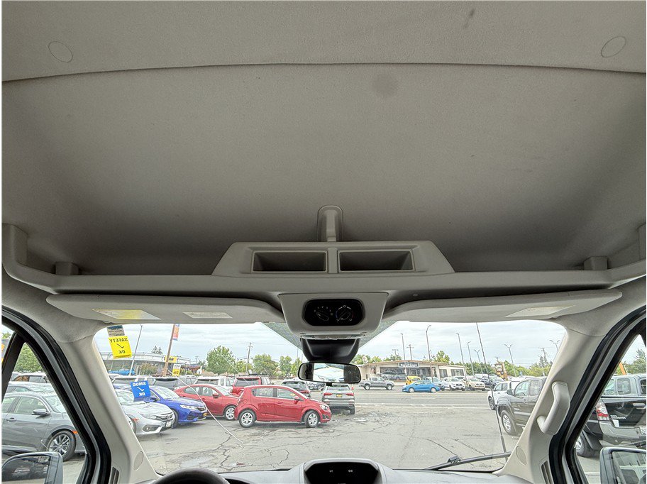 Used 2017 Ford Transit 350 XLT RWD image 18