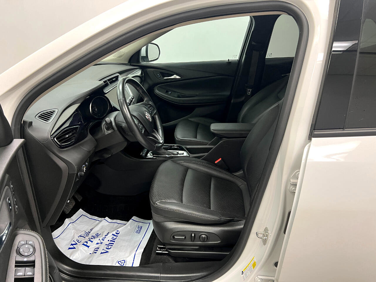 Used 2023 Buick Encore GX Essence w/ Experience Buick Package image 18