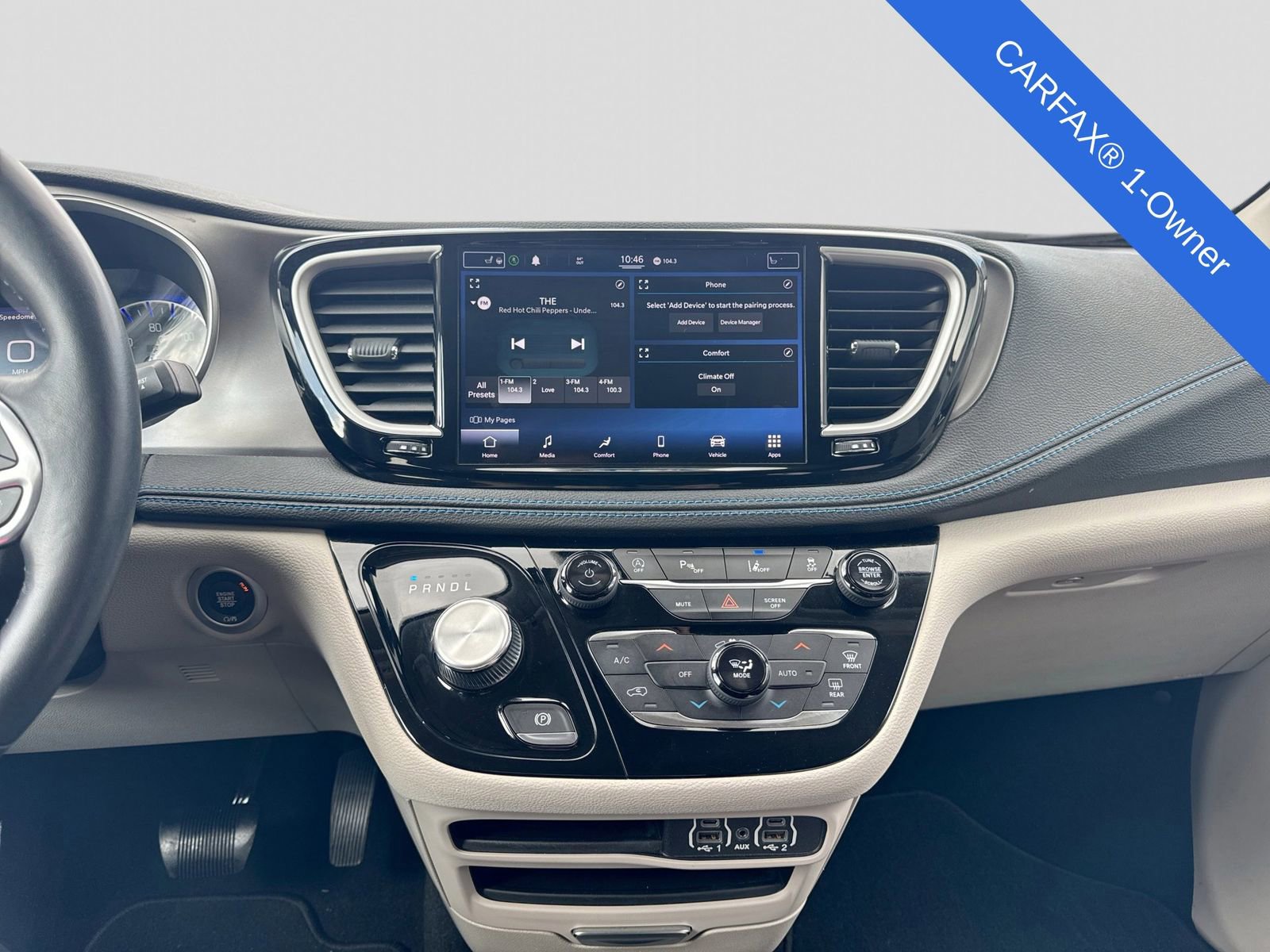 Used 2021 Chrysler Pacifica Touring w/ Cold Weather Group FWD image 32