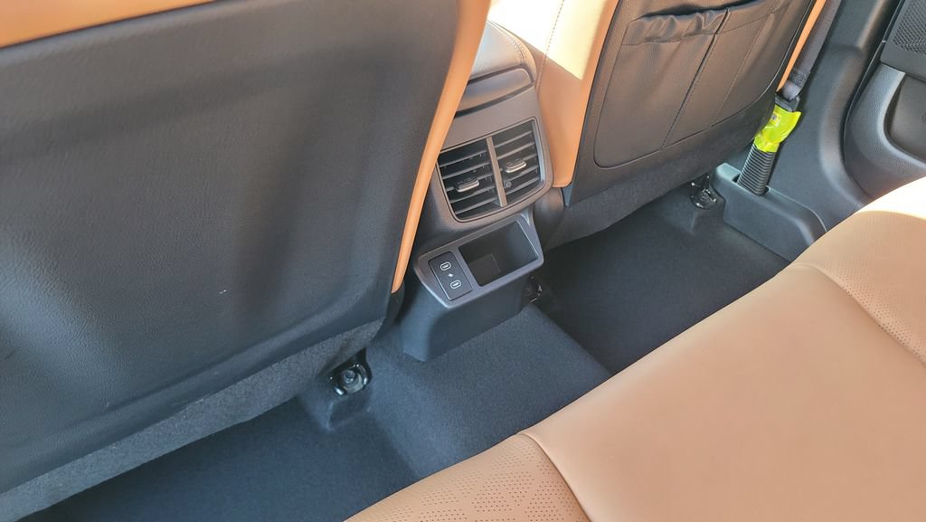 Used 2025 Kia Seltos EX w/ EX Sunroof Package FWD image 26