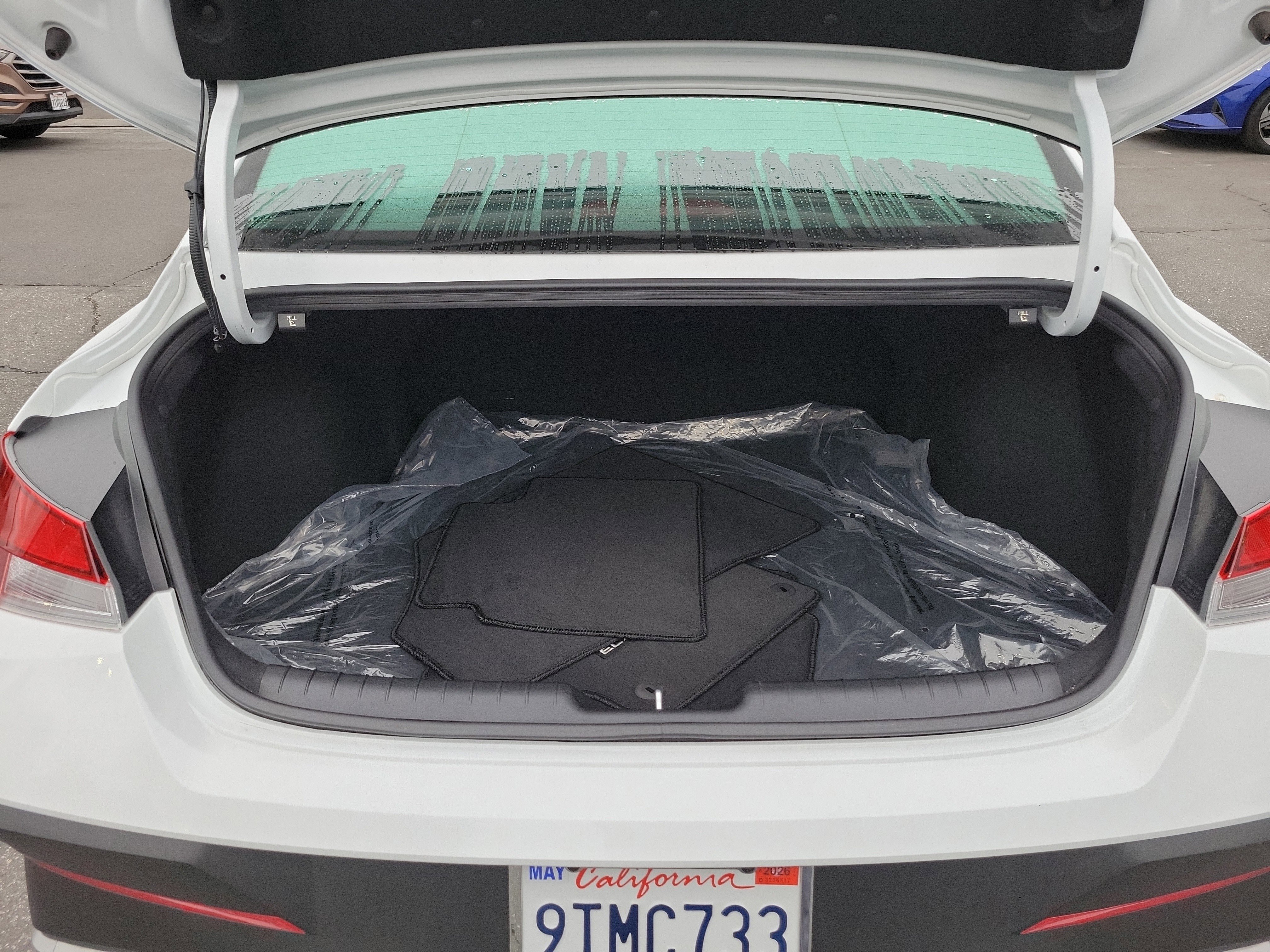 Certified 2025 Hyundai Elantra Sport image 22