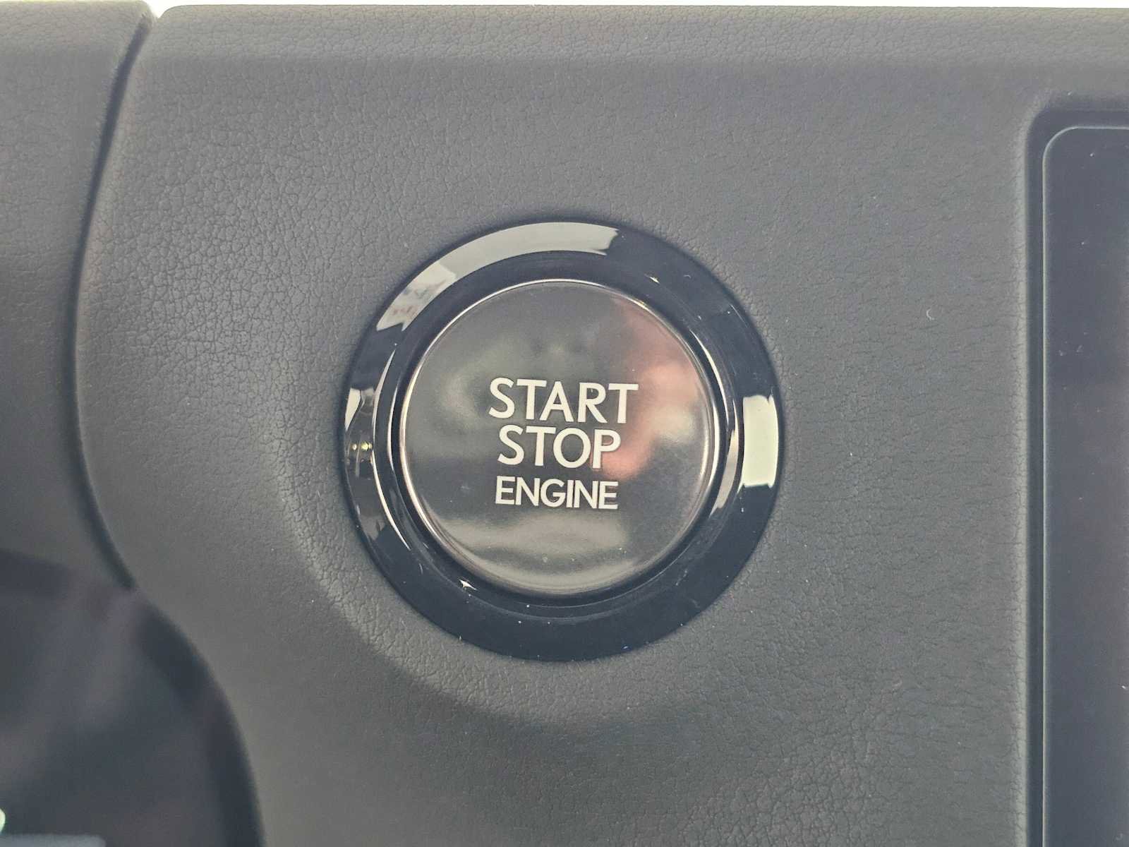 Used 2025 Lexus GX 550 image 30