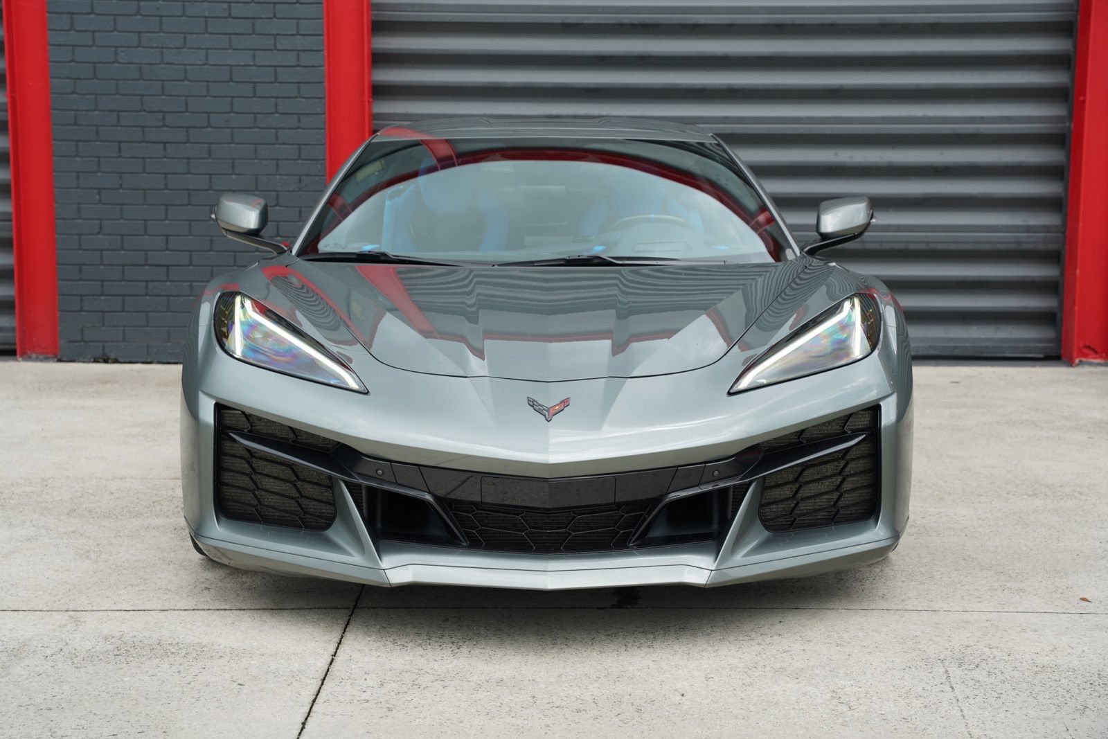 Used 2023 Chevrolet Corvette Z06 RWD image 2
