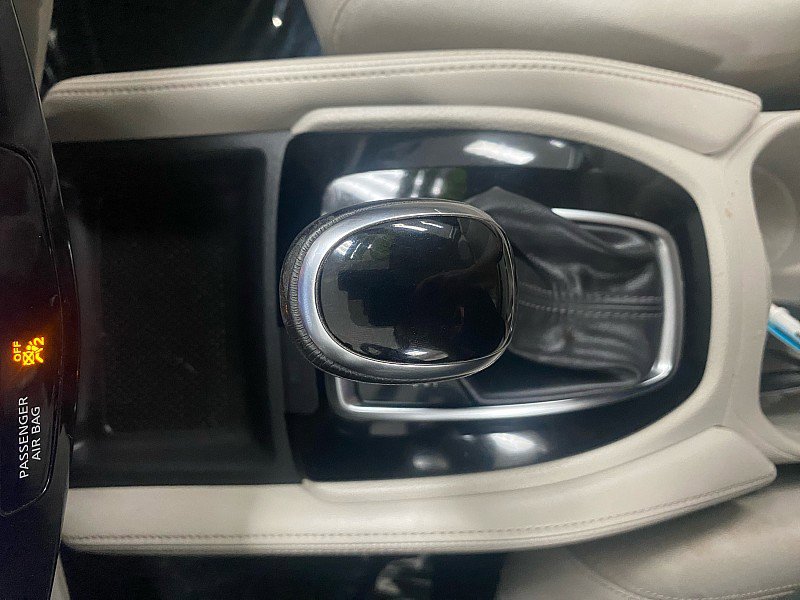 Used 2018 Nissan Rogue Sport SL w/ SL Premium Package image 23