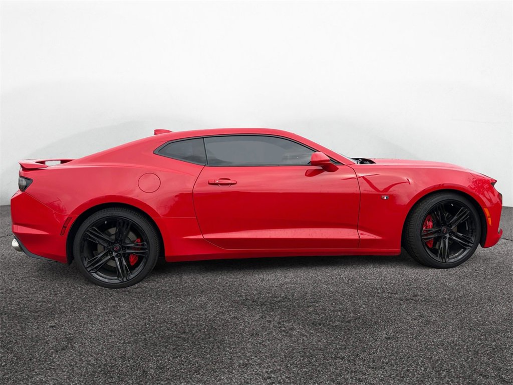 Used 2019 Chevrolet Camaro SS image 6