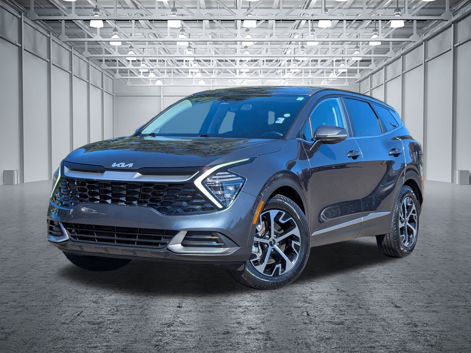 Used 2024 Kia Sportage EX FWD image 1