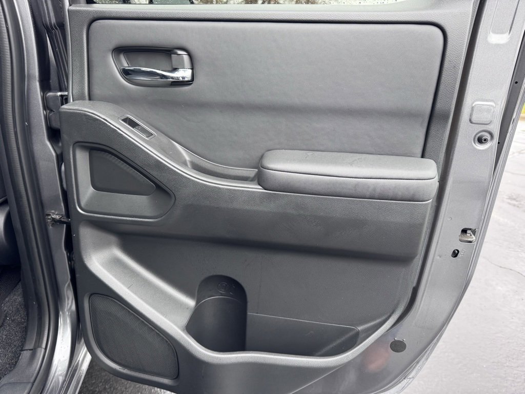 Used 2022 Nissan Frontier SV w/ Technology Package image 25
