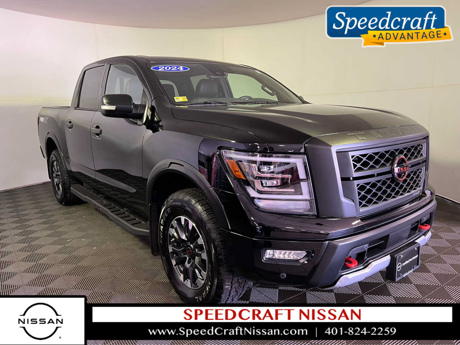 Certified 2024 Nissan Titan PRO-4X w/ Pro-4x Convenience Package AWD/4WD image 1