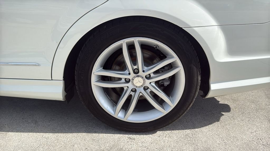 Used 2012 Mercedes-Benz C 250 Sedan image 18