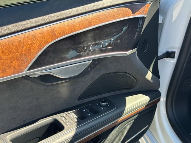 Used 2021 Audi A8 L 3.0T w/ Executive Plus Package image 33