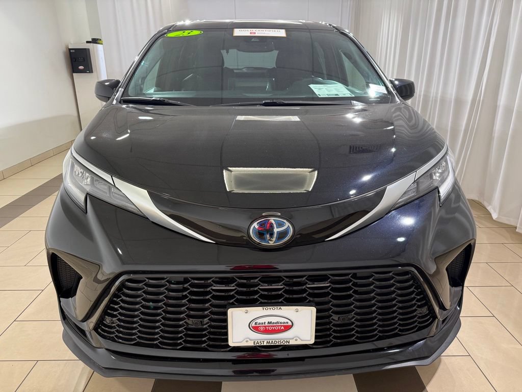 Certified 2023 Toyota Sienna XSE w/ XSE Plus Package AWD/4WD image 8