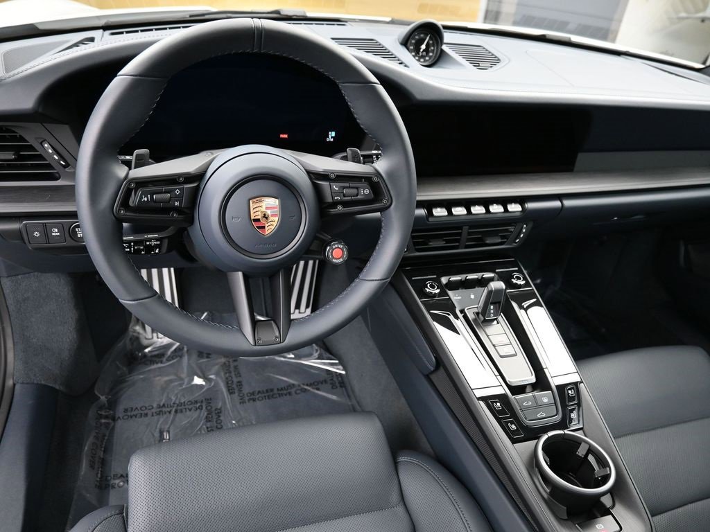 Used 2025 Porsche 911 Carrera 4 GTS image 6