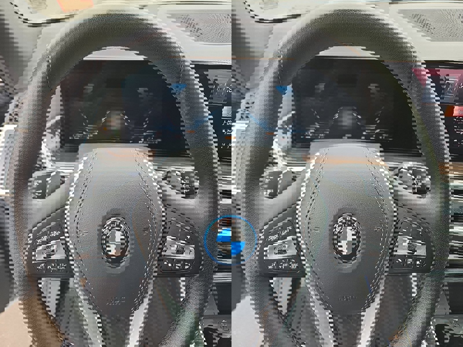 Used 2025 BMW X5 xDrive50e image 20