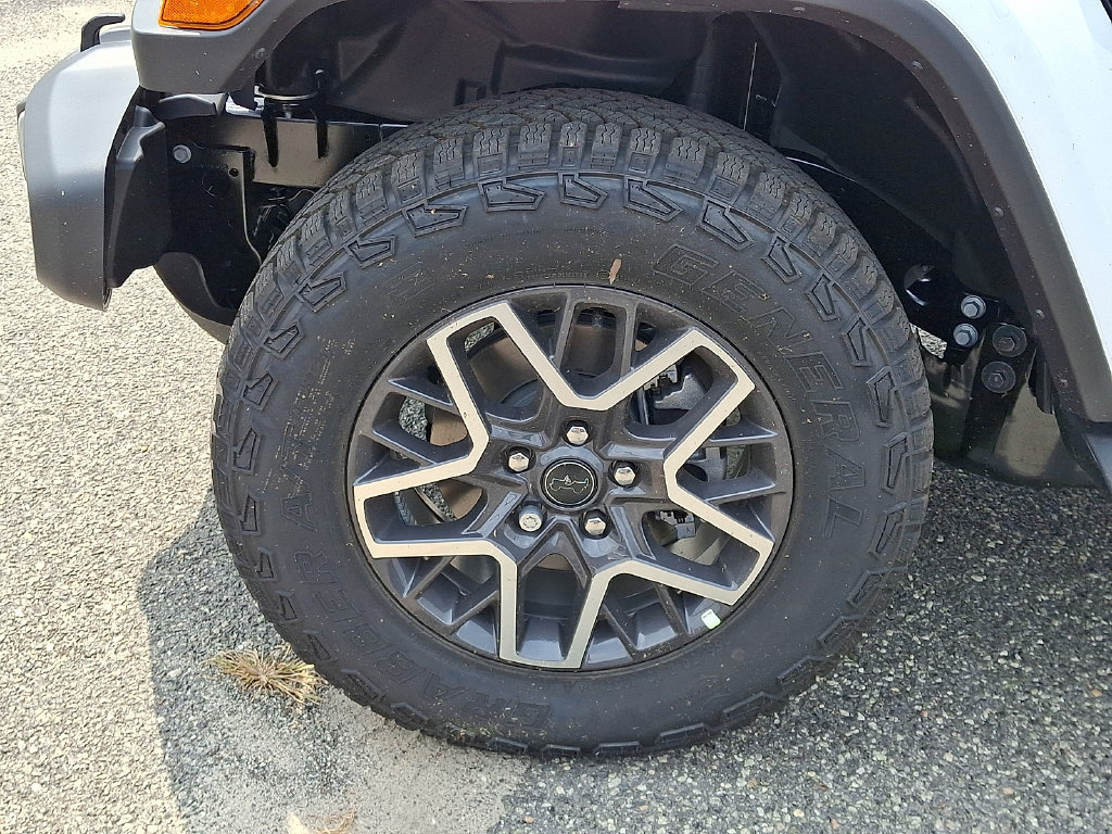 New 2026 Jeep Wrangler Unlimited Sahara AWD/4WD image 19
