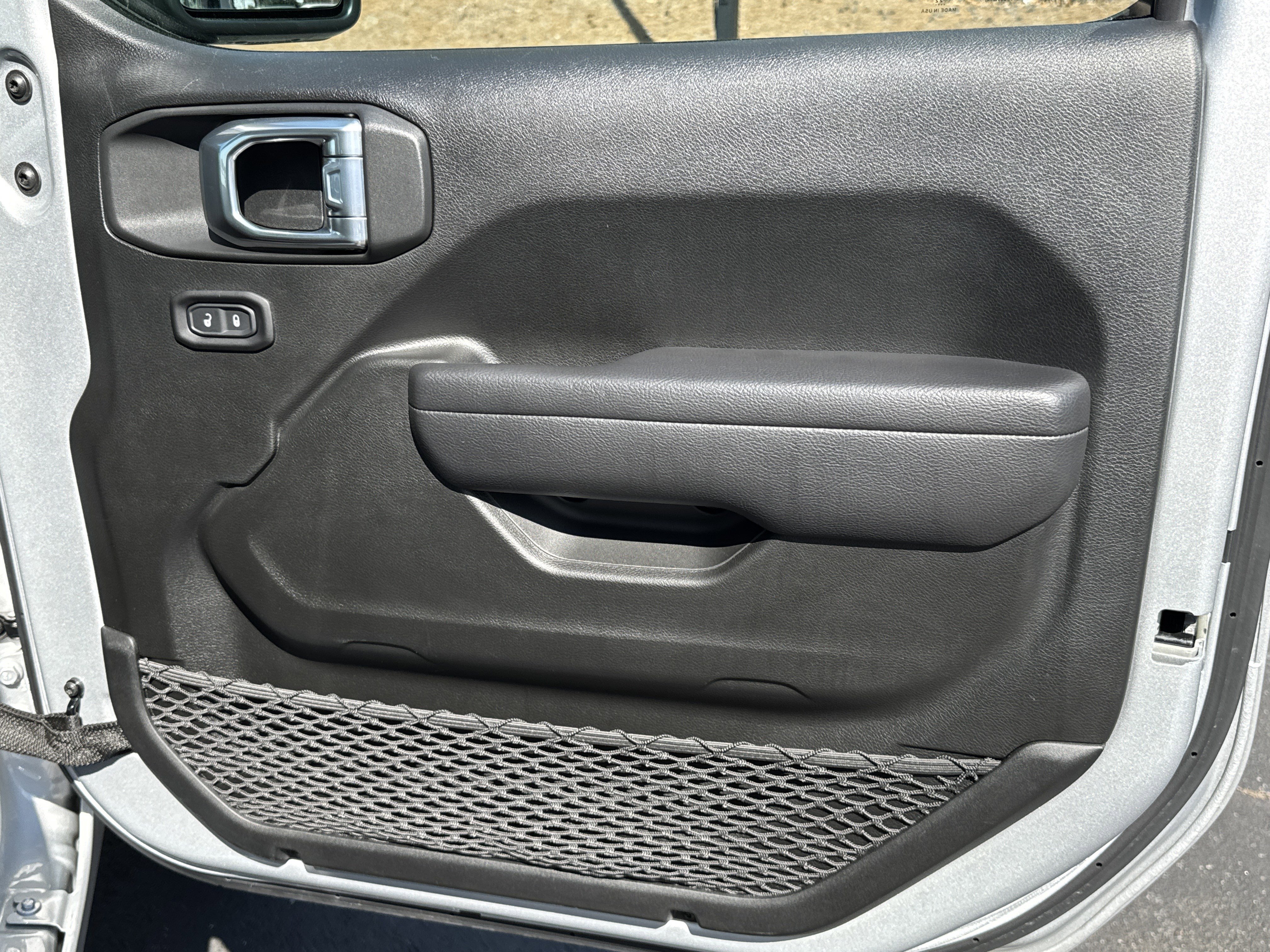 Used 2022 Jeep Wrangler Unlimited Sport AWD/4WD image 17