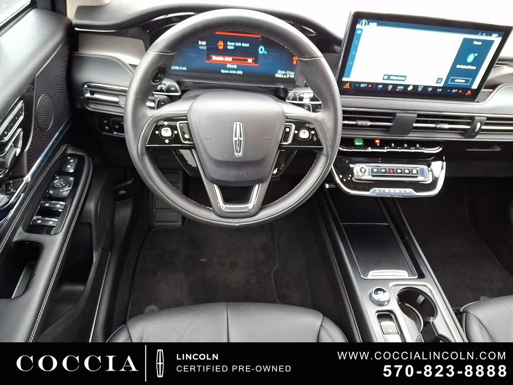 Certified 2024 Lincoln Corsair Grand Touring AWD/4WD image 11