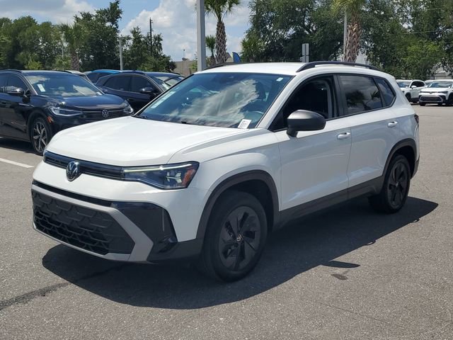 Used 2025 Volkswagen Taos S FWD image 2