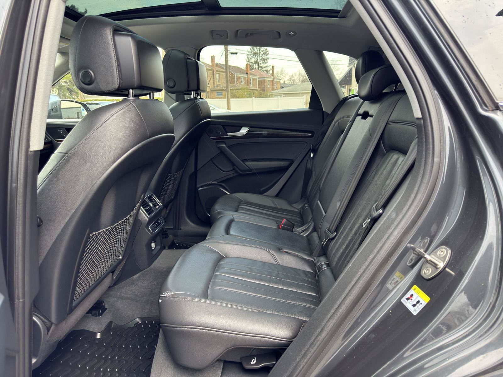 Used 2019 Audi Q5 2.0T Premium w/ Convenience Package AWD/4WD image 27