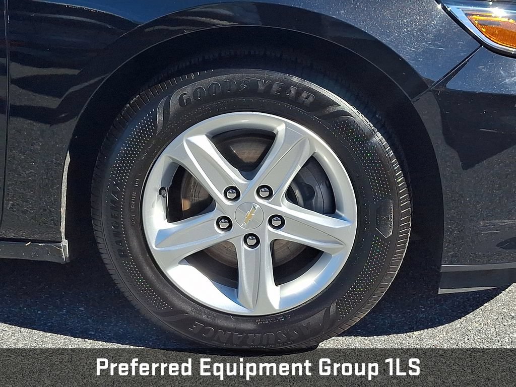 Used 2023 Chevrolet Malibu LS FWD image 10