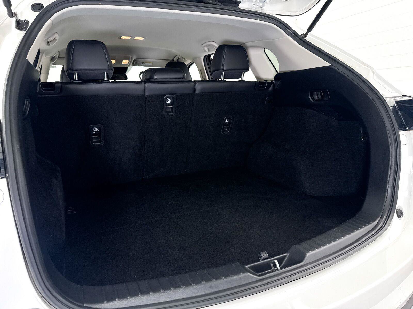 Used 2021 MAZDA CX-5 Touring FWD image 32