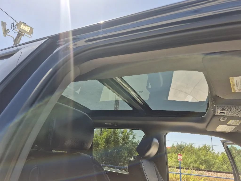 Used 2019 Ford F350 Lariat w/ Camper Package AWD/4WD image 22