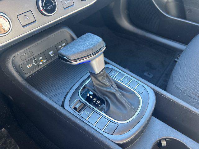 New 2026 Hyundai Kona SE AWD/4WD image 14