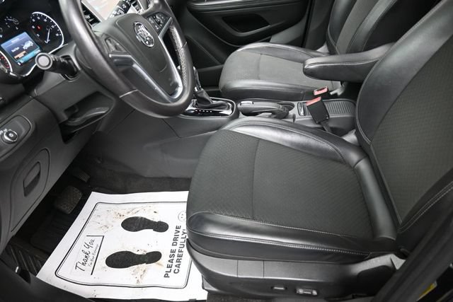 Used 2021 Buick Encore Preferred w/ Safety Package II AWD/4WD image 11