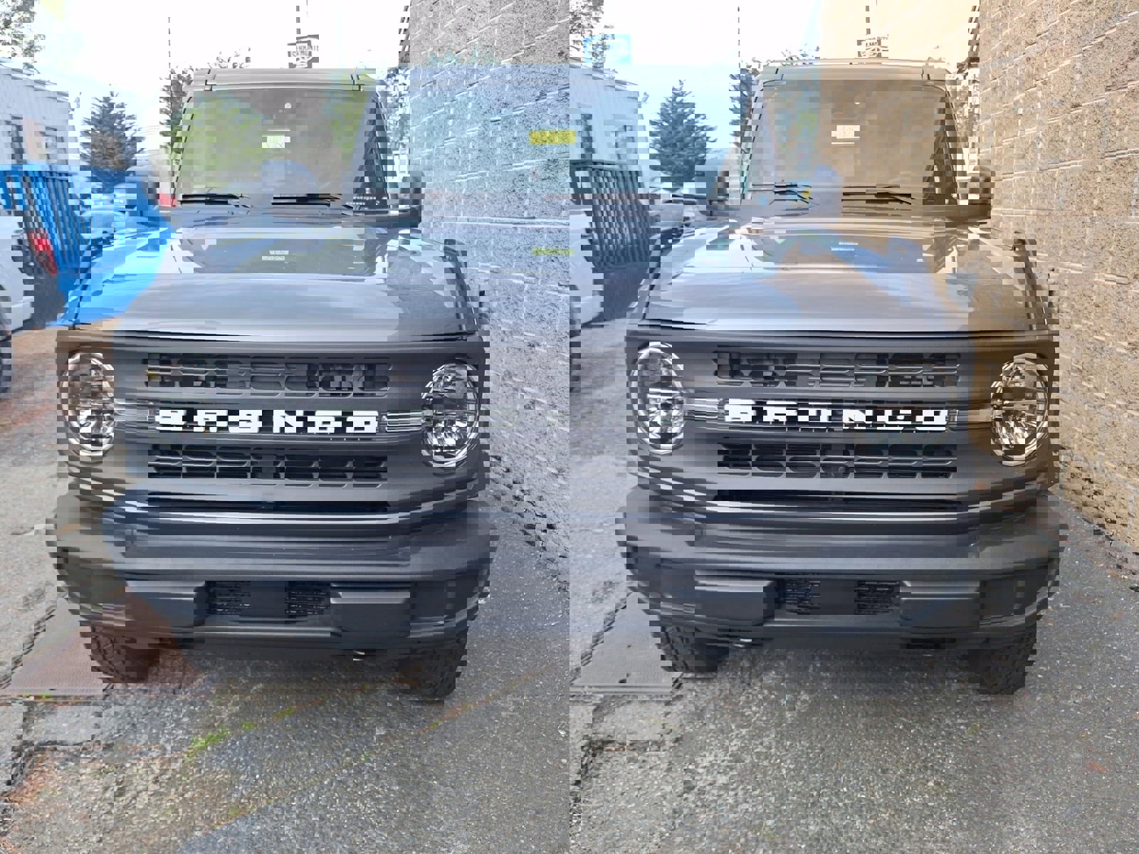 Used 2025 Ford Bronco Big Bend image 2