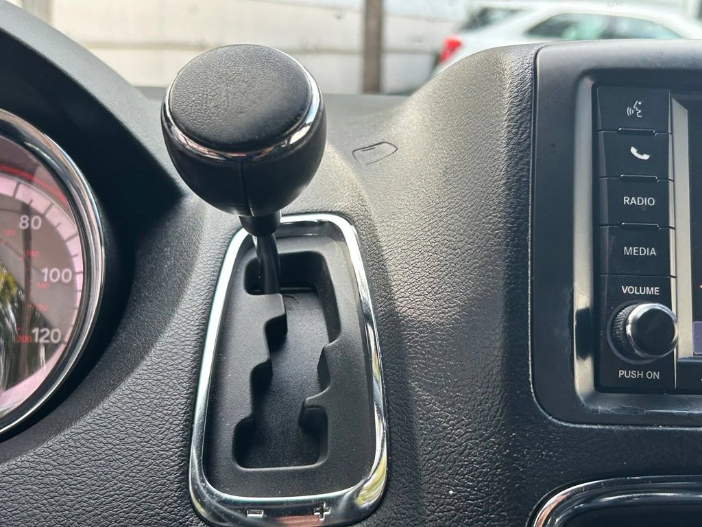 Used 2019 Dodge Grand Caravan GT FWD image 23