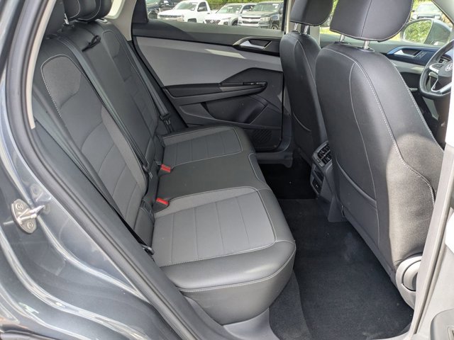 Used 2023 Volkswagen Taos SE FWD image 17