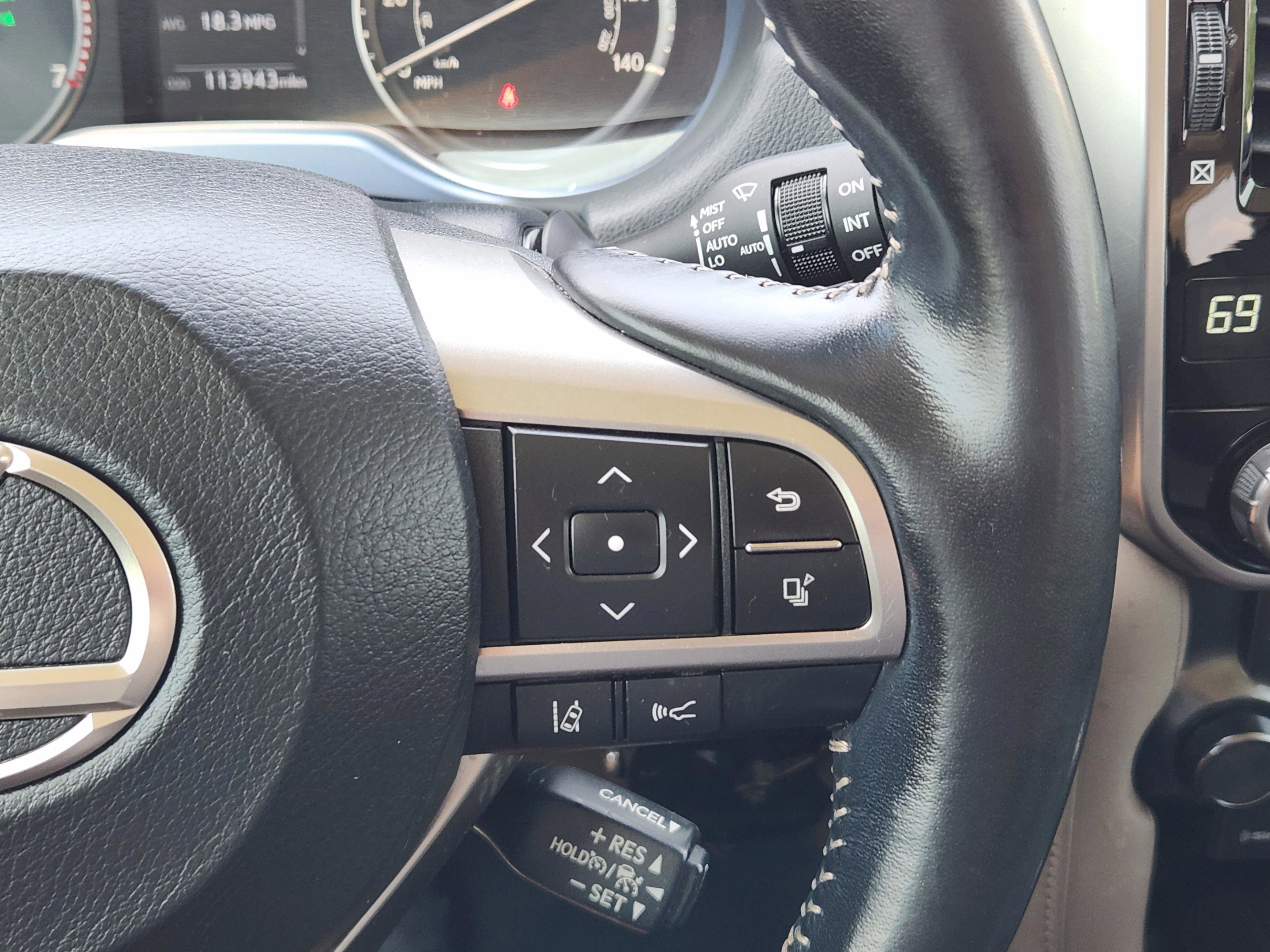 Used 2022 Lexus GX 460 Premium w/ Premium Plus Package AWD/4WD image 27