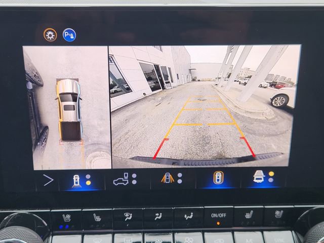 Used 2025 Chevrolet Colorado ZR2 w/ Technology Package image 15