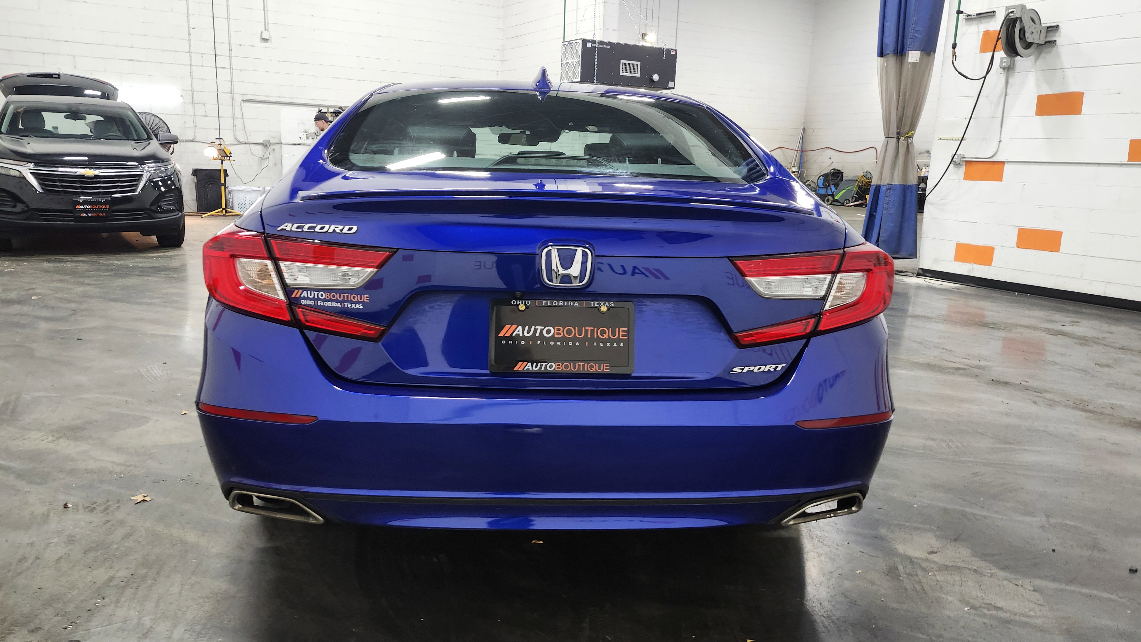 Used 2018 Honda Accord Sport image 16