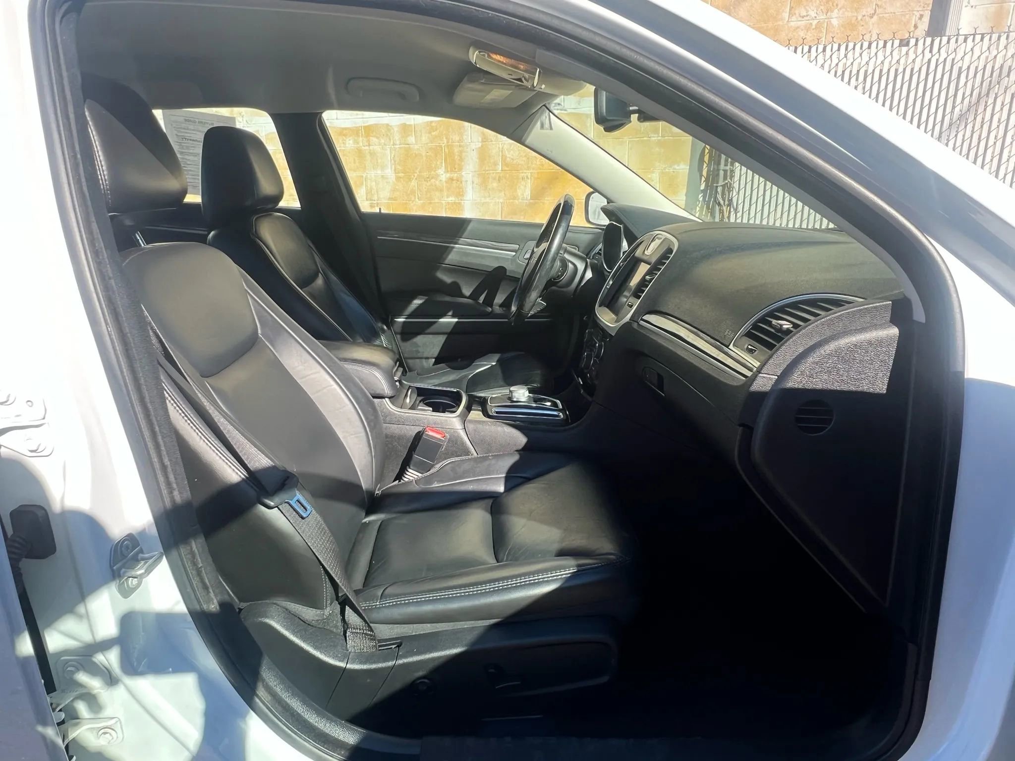 Used 2019 Chrysler 300 Touring L w/ Quick Order Package 22F image 30